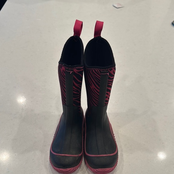 Children's Black and Pink Zebra Pattern Rain Boots lightweight but durable. - Picture 1 of 8